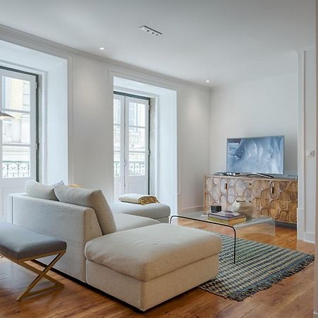Architectural Gem In Bica Apartment Lisbon Exterior photo