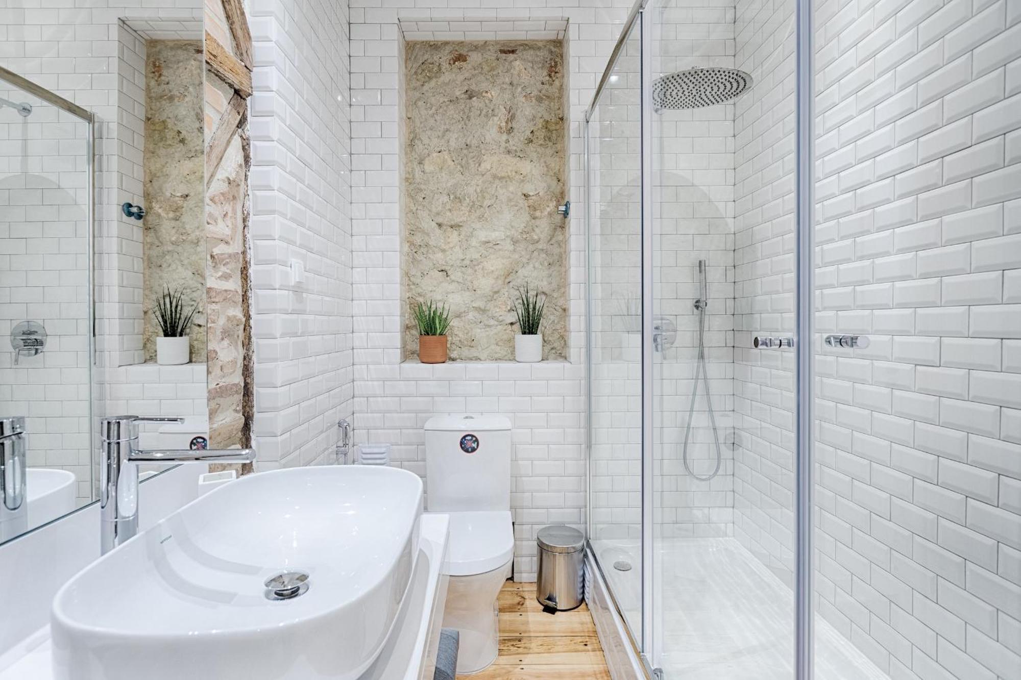 Architectural Gem In Bica Apartment Lisbon Exterior photo